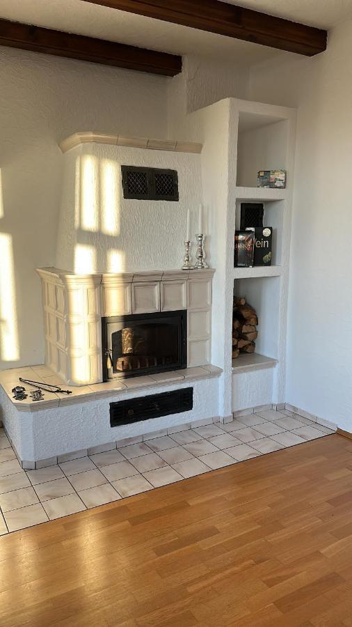 Apartment 98qm Im Villenviertel - Voll Ausgestattet Mit Balkon Und Kamin - Wlan Gratis *