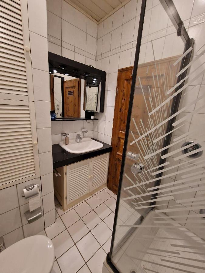 Apartment 98qm Im Villenviertel - Voll Ausgestattet Mit Balkon Und Kamin - Wlan Gratis Wilhelmshaven