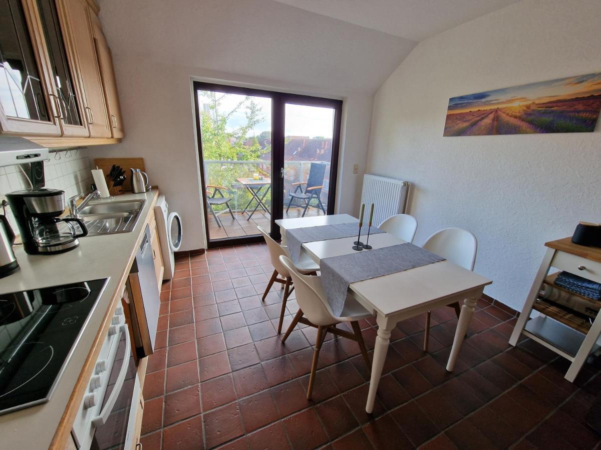 98qm Im Villenviertel - Voll Ausgestattet Mit Balkon Und Kamin - Wlan Gratis Wilhelmshaven