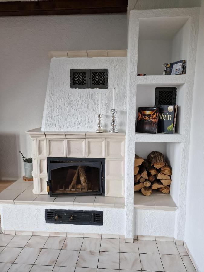98qm Im Villenviertel - Voll Ausgestattet Mit Balkon Und Kamin - Wlan Gratis Apartment *