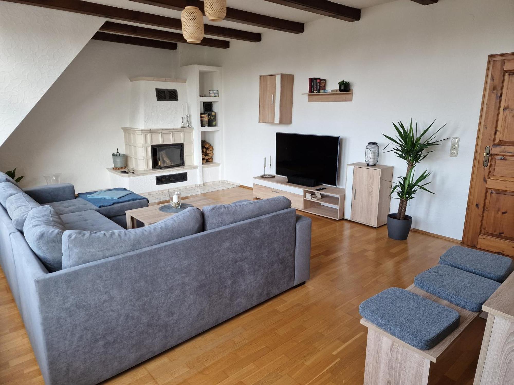98qm Im Villenviertel - Voll Ausgestattet Mit Balkon Und Kamin - Wlan Gratis Wilhelmshaven